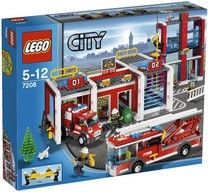 LEGO 7208  City Caserma dei Pompieri      AL MOMENTO NON DISPONIBILE